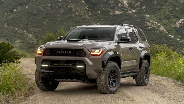 FOX QS3 à trois réglages : comment le 4Runner TRD Pro 2026 dompte les sentiers