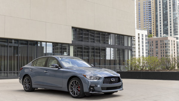 Infiniti Q50 2022 vs Audi A4 2022 : osez être différent