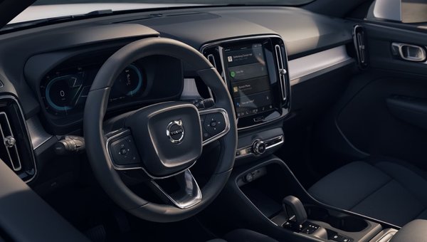 Caractéristiques intérieures du Volvo XC40 2025 : Une technologie intelligente pour une vie plus facile