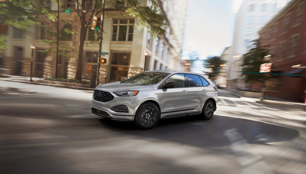 Stay Connected: 8 Great Pre-Owned Vehicles with Apple CarPlay & Android Auto