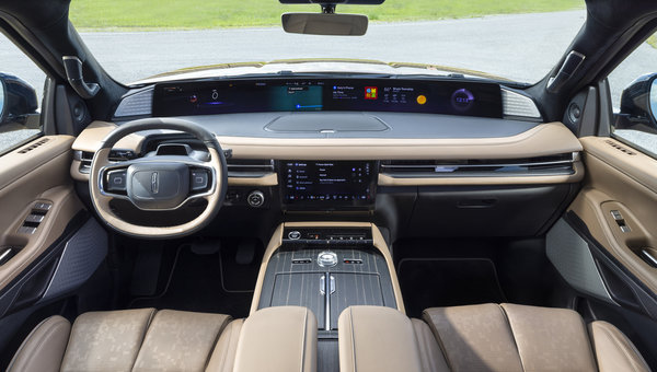 Five Interior Design Trends Defining the 2026 Premium SUV Landscape