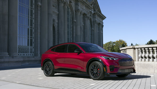 One-Pedal Driving Explained: The Physics and Benefits of Regenerative Braking