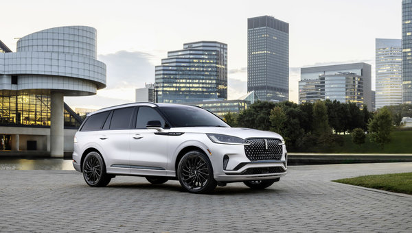 Family Friendly: How Much Cargo Capacity Can the 2026 Aviator Really Deliver?