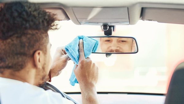 How to Clean a Car Windshield