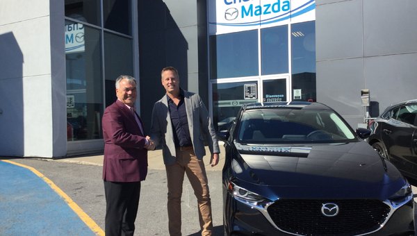 Félicitations M. Lavoie pour votre nouvelle Mazda 3GT 2019, Chambly Mazda