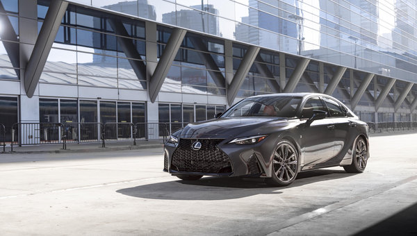 The different versions of the 2022 Lexus IS