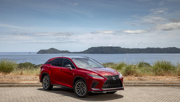 A look at the benefits of buying a certified pre-owned Lexus
