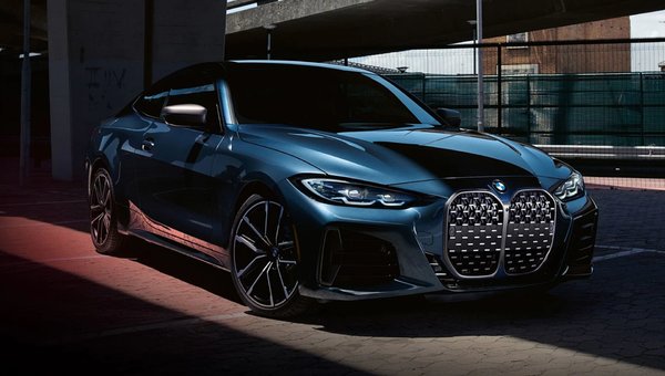 Meet the Canadian-exclusive 2023 BMW M440i xDrive Coupe