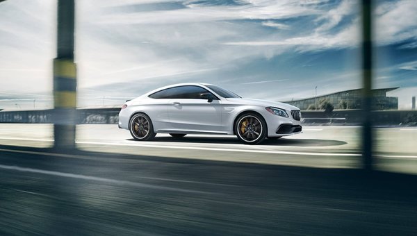 Mercedes-Benz AMG SL 2023 | Réservez la vôtre à Dollard-des-Ormeaux!