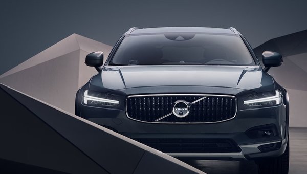 2023 Volvo V90 Cross Country in Vancouver | Volvo Cars Richmond