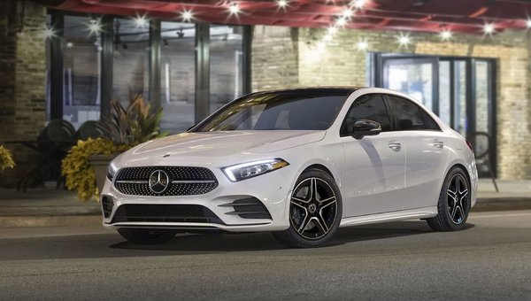 Mercedes-Benz A-Class 2023 | Réservez la vôtre à Dollard-des-Ormeaux!