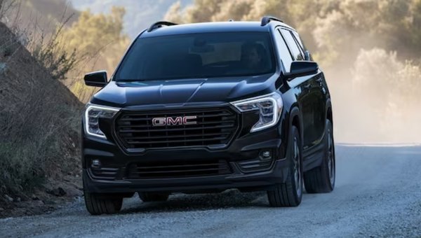 GMC Terrain 2023, VUS compact et Technologique