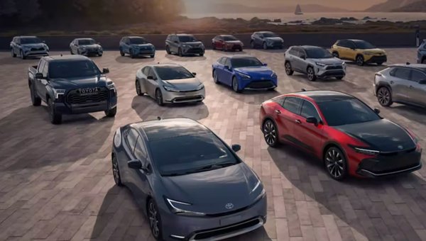 Toyota prévoit de proposer 10 nouveaux modèles de véhicules électriques d'ici à 2026