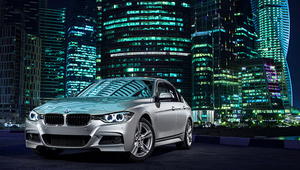 BMW Aurora Receives the 2022 Retailer of the Year Award for Customer Experience