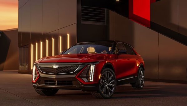 Cadillac LYRIQ 2024 le VUS de luxe entièrement électrique
