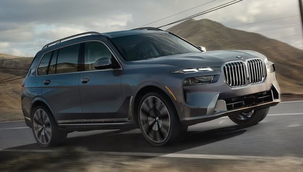 2024 BMW X7 In Aurora