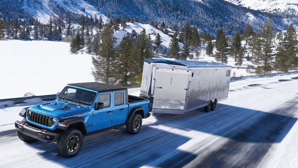 New 2024 Jeep Gladiator in Regina