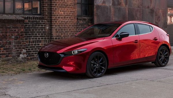 Mazda3 Sport 2024 : performance, style et polyvalence dans un seul véhicule