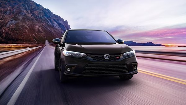 Honda Civic Si 2024 : performances de pointe et style dynamique à découvrir dès maintenant chez Honda à Dorval
