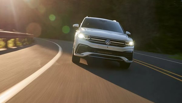 Découvrez le Tiguan 2024 : le VUS compact polyvalent et performant de Volkswagen