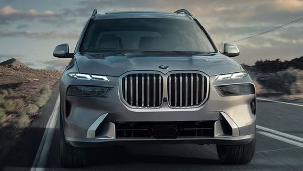 2024 BMW X7 in Calgary