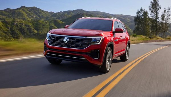 2024 Volkswagen Atlas in Calgary