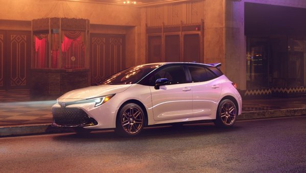 Toyota Corolla Hatchback 2024 à Verdun, QC : design sportif, performances dynamiques et technologies avancées