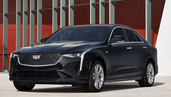Comment choisir entre la Cadillac CT4 et la CT5 2024 ?