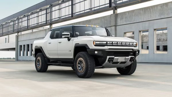 Découvrez le GMC Camion Hummer EV 2024 à Montréal