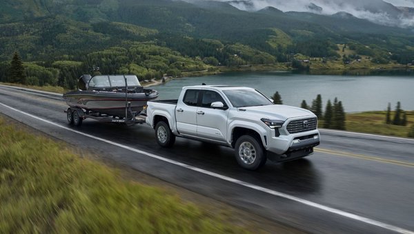 Toyota Tacoma 2024 : un camion puissant, performant et connecté