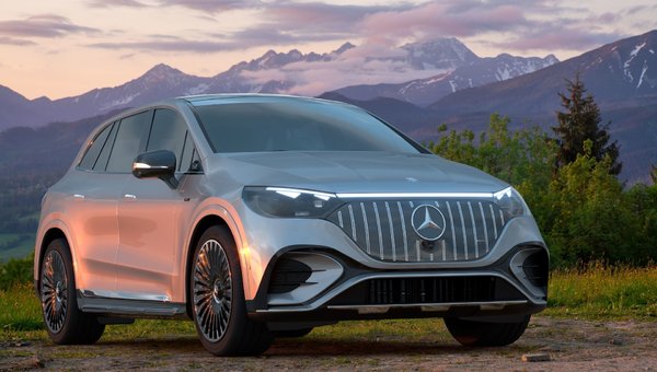 Get to Know the Fully-Electric Mercedes-Benz EQE SUV