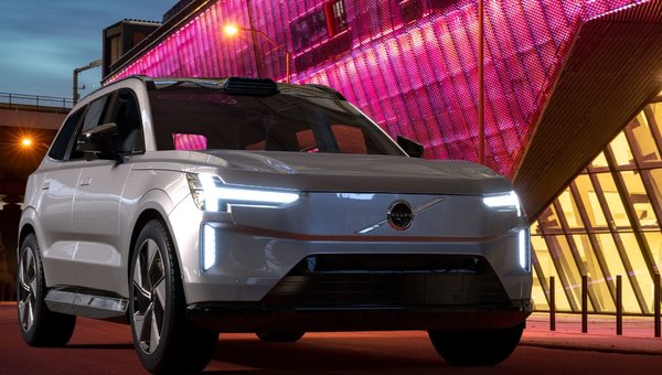 Discover the Top Luxury Electric Vehicles for 2024