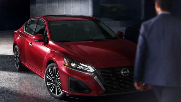 2024 Nissan Altima in Vancouver