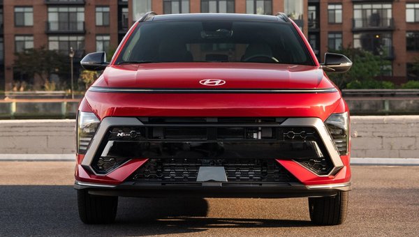 2025 Hyundai KONA: Compact SUV with Big Features