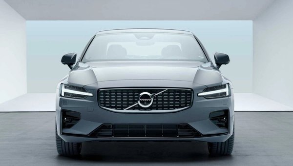 2025 Volvo S60: Performance and Elegance Redefined