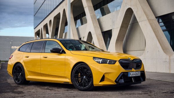 Unleashing Performance: The New 2025 BMW M4 Competition Cabriolet in Calgary