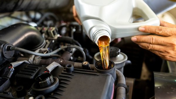 Guide to Changing Your Oil: Keeping Your Hyundai in Top Shape