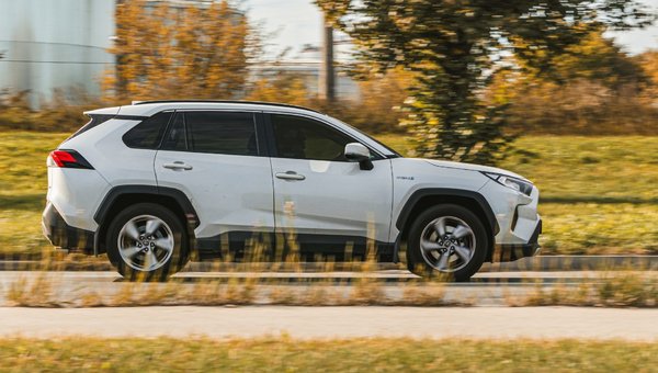 Emmenez vos aventures encore plus loin avec le Toyota RAV4 2024