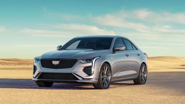Cadillac CT4 2025 — modèles et spécifications