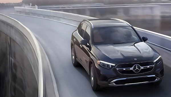 Your Next Luxury SUV Awaits: The 2025 Mercedes-Benz SUV