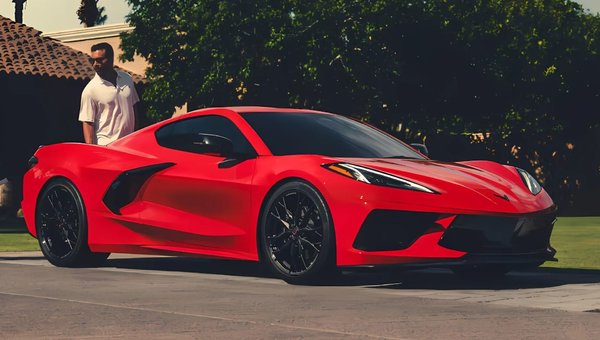 Chevrolet Corvette Stingray 2025 : attention, supercar ultime