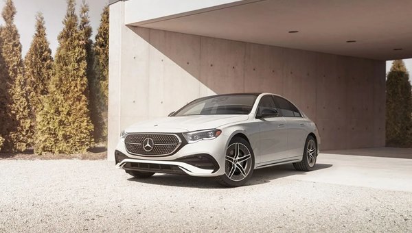 Mercedes-Benz Class E 2025: une bête de luxe, robuste et puissante