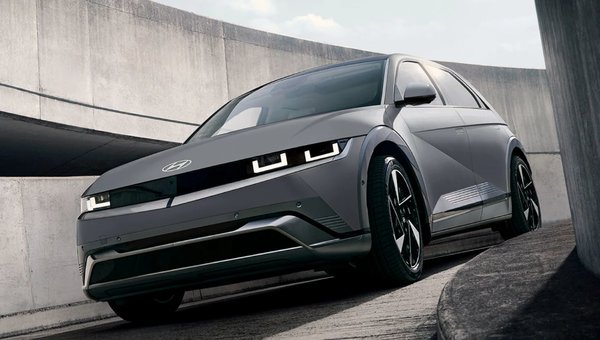 IONIQ 5 Performance, Range, and Charging Features Explained