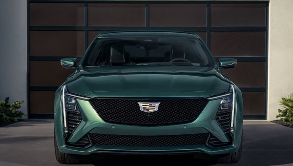 Cadillac CT5 2025 : une berline luxueuse et séduisante