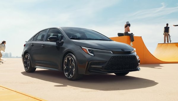 2025 Toyota Corolla Hybrid Engine Specs and Performance
