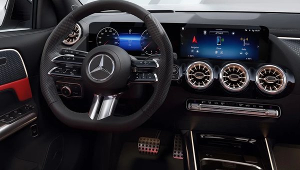 2025 Mercedes-Benz GLA Tech and Safety Features Overview