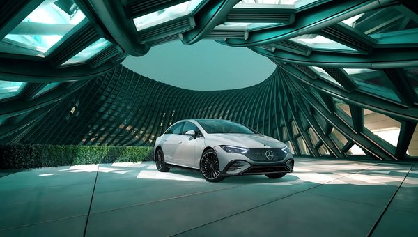 2025 Mercedes-Benz EQE: Performance Specs, Charging Time, and Driving Range