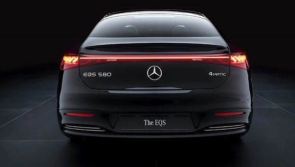 The 2025 Mercedes-Benz Electrified Lineup Is Redefining Luxury