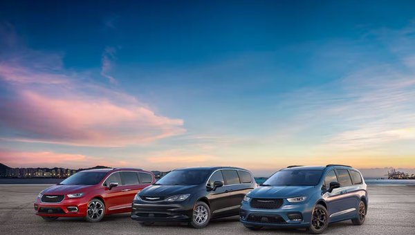 2025 Chrysler Minivans: Which One Fits Your Family Best?
