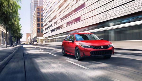 Roulez autrement au Québec avec la Honda Civic Hybride 2026
